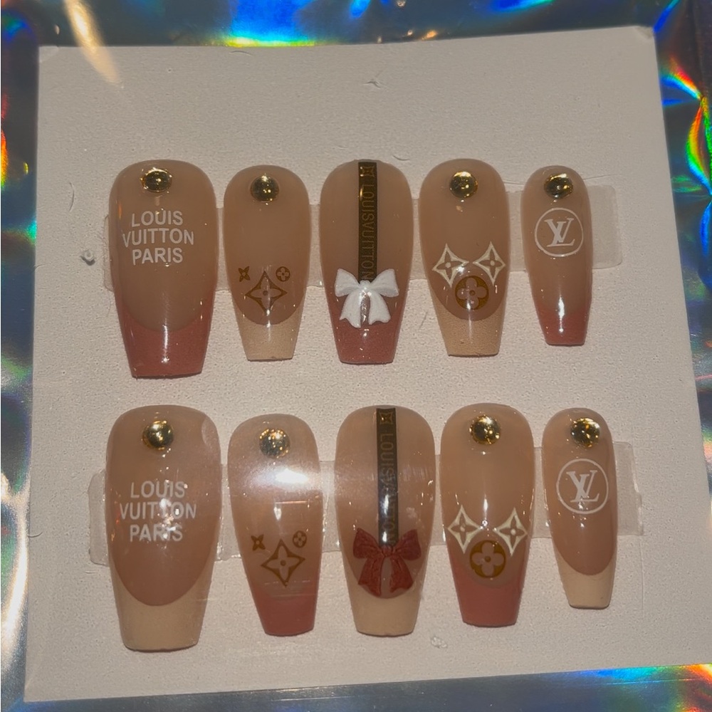 10 PC Hand Crafted Brown & Beige Nails Coffin NWT *CLEARANCE*